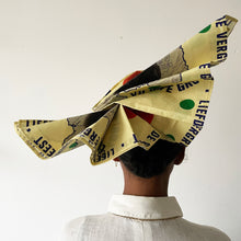 Load image into Gallery viewer, Angisa "Lobi E Meki Yu YeYe Gro" Light